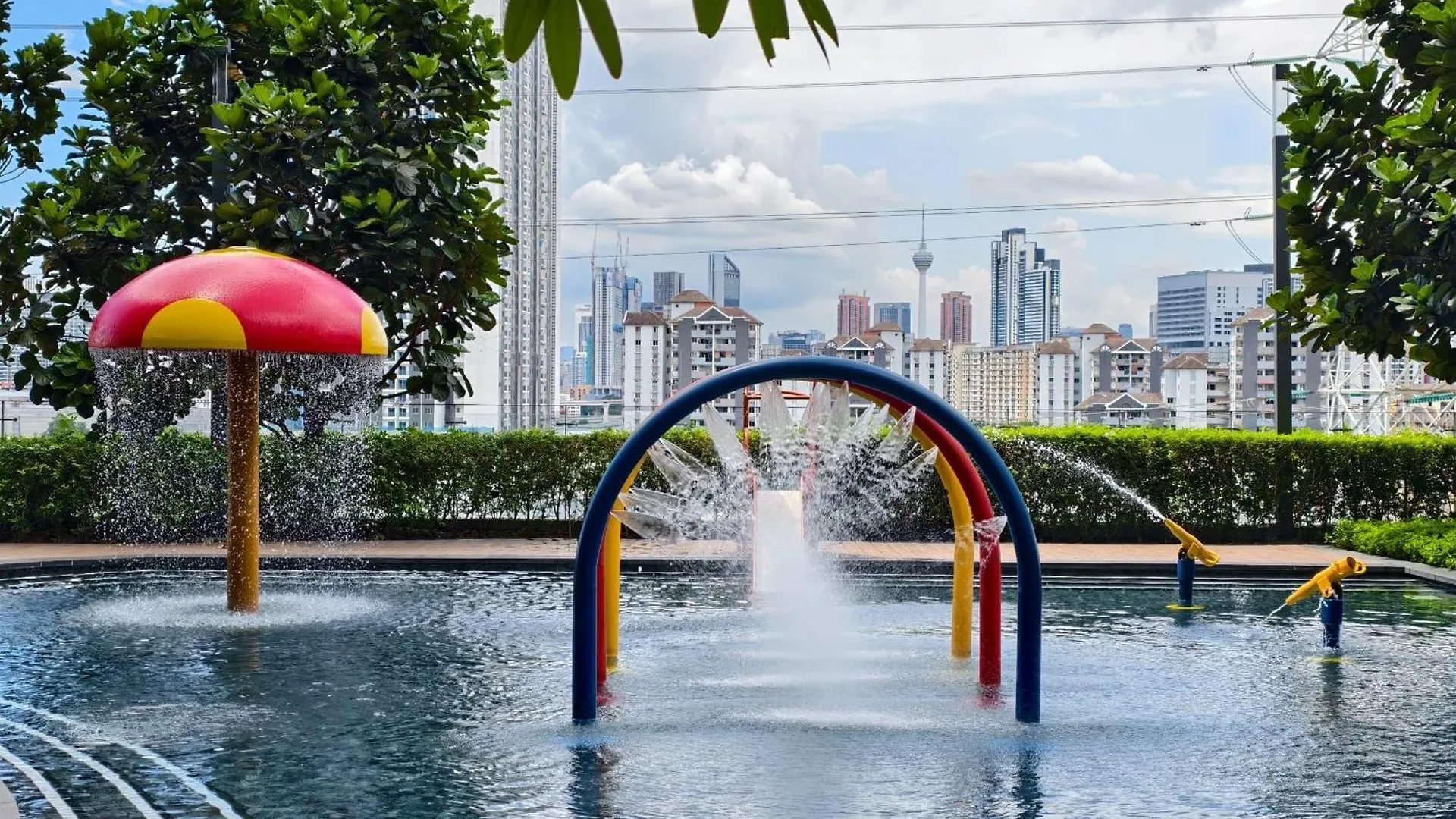 Perfect For Families & Larger Groups, Kl Mrt- M Vertica Kuala Lumpur