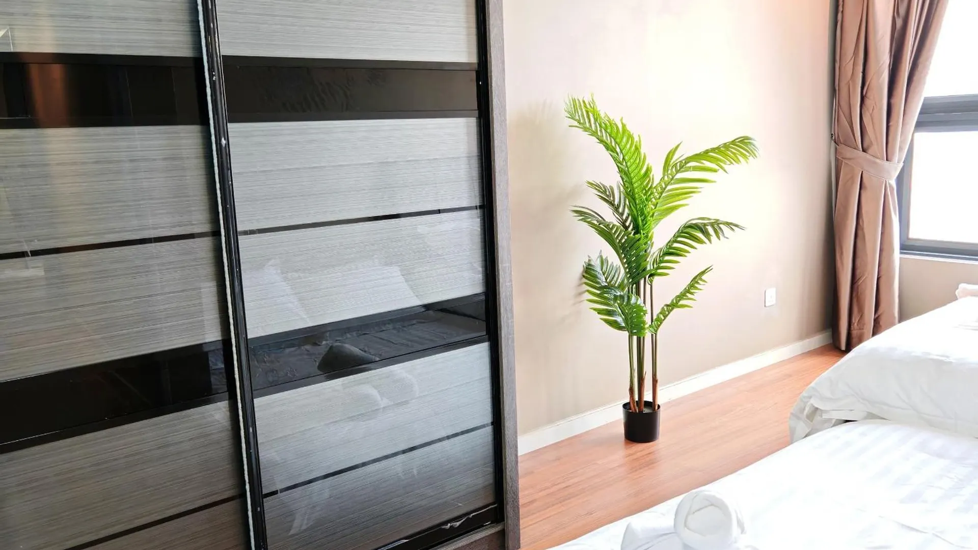 Perfect For Families & Larger Groups, Kl Mrt- M Vertica Kuala Lumpur Apartment